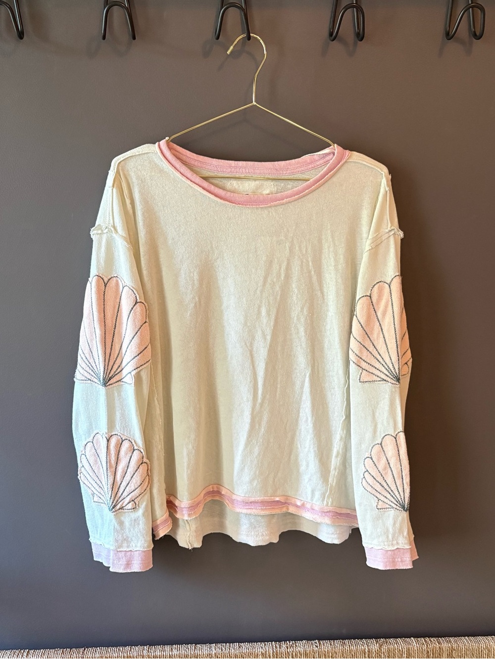 {NWT} We The Free You're A Star Tee in Seashell Combo - Small